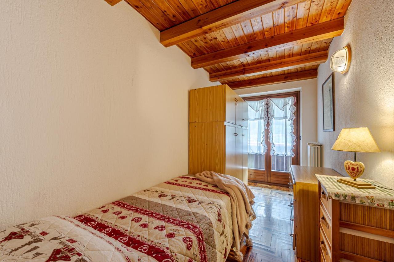 쿠르마예 Casa Beatrice - Wifi, Parcheggio E Vista Montagna - Cour 0231 아파트 외부 사진