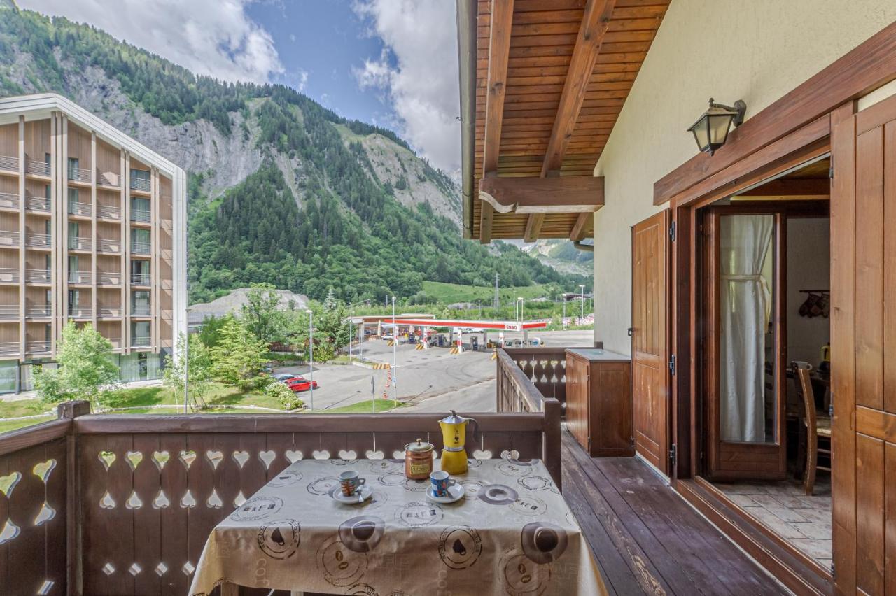 쿠르마예 Casa Beatrice - Wifi, Parcheggio E Vista Montagna - Cour 0231 아파트 외부 사진